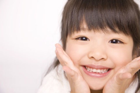 日本歯科医師会監修の歯ブラシアプリ「ポケモンスマイル」